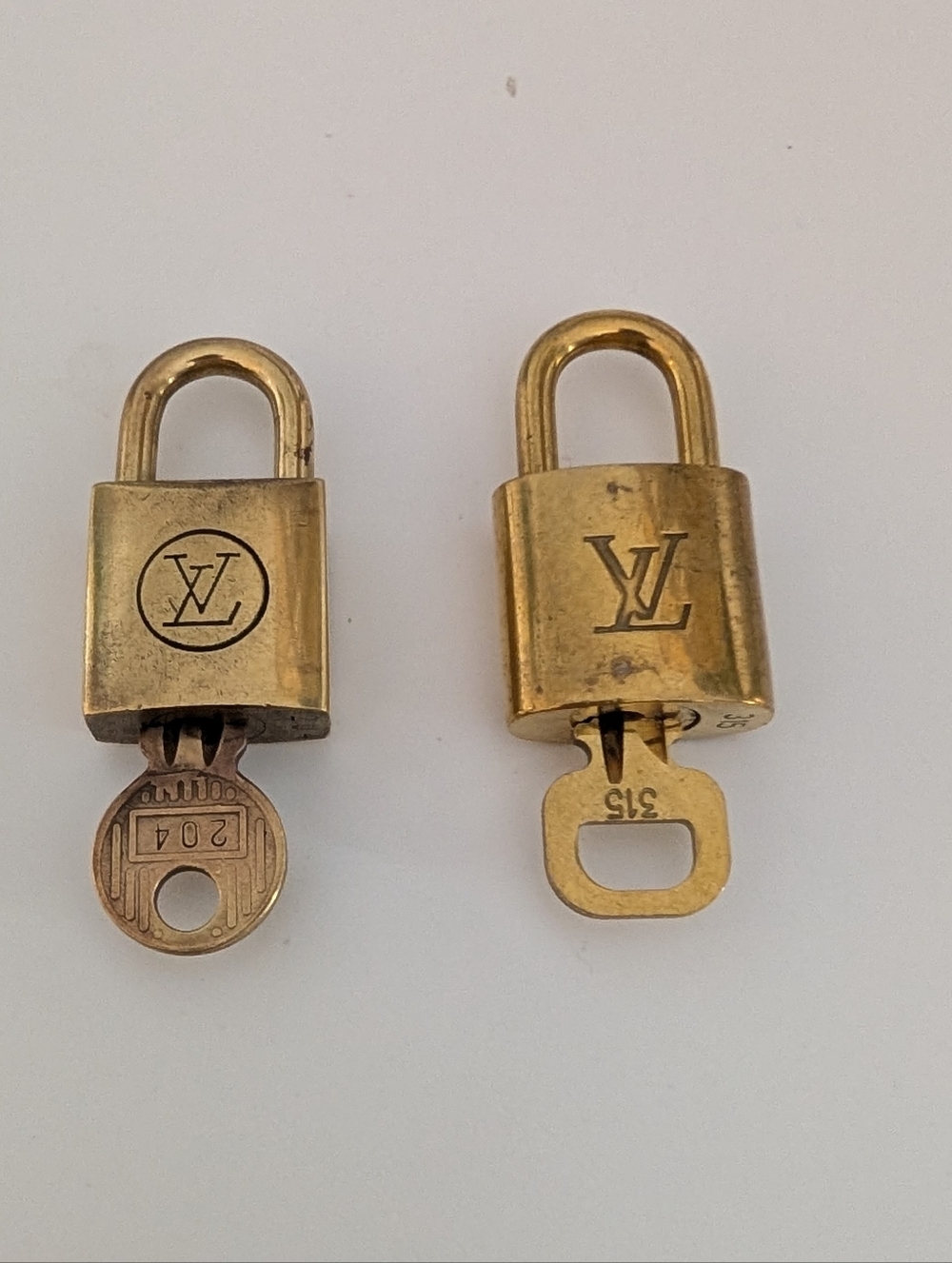 Louis Vuitton #204 Vintage Brass Lock and Key Set - Picture 5 of 6